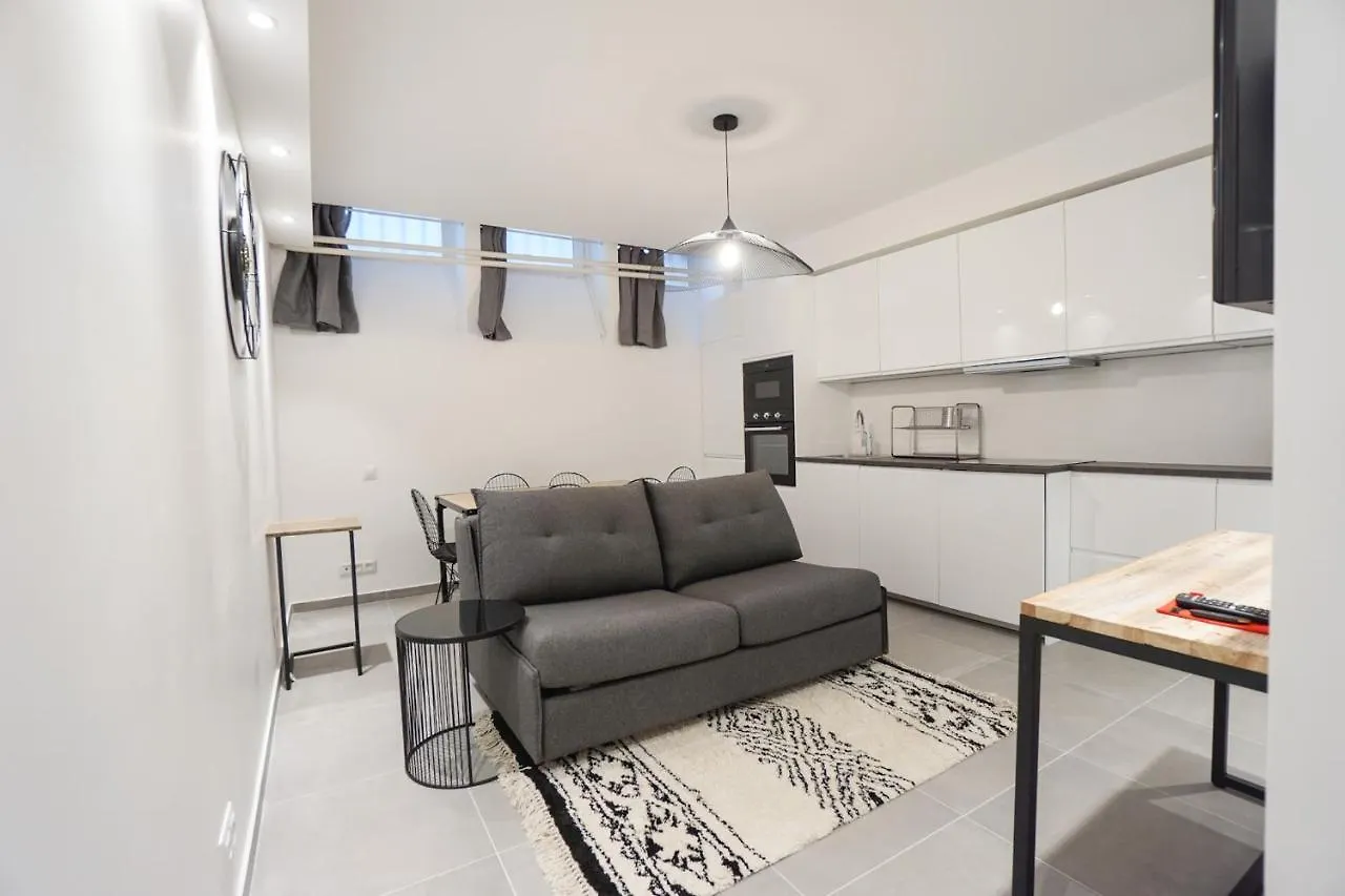 Modern Duplex Close To The Eiffel Tower Apartmán *